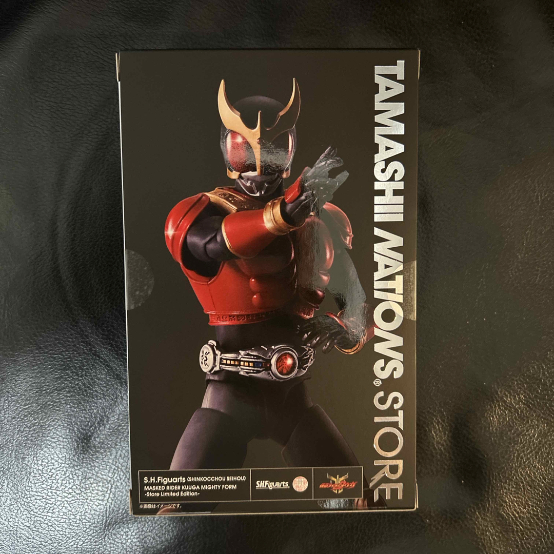 BANDAI(バンダイ)のS.H.Figuarts(真骨彫製法) 仮面ライダークウガ マイティフォーム エンタメ/ホビーのフィギュア(特撮)の商品写真