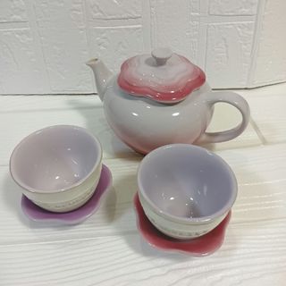 LE CREUSET - ル・クルーゼ フラワープレート ミニ 5枚セット LE CREUSET - ル・クルーゼ フラワープレート ミニ 5枚セット