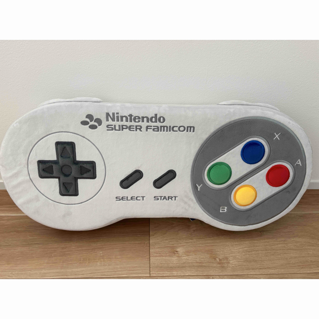 新しいコレクション 新品 ニンテンドーミュージアム ファミコン スーパーファミコン クッション・座布団