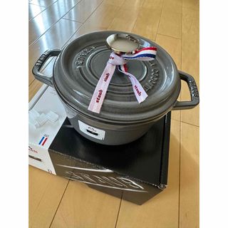 STAUB - ストウブ Staub ココットラウンド 10㎝ ラ・メール 生涯 STAUB - ストウブ Staub ココットラウンド 10㎝ ラ・メール 生涯