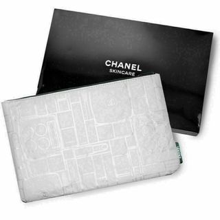 CHANEL(ポーチ ・ ホワイト/白色系)のフリマアイテム一覧 CHANEL(ポーチ ・ ホワイト/白色系)のフリマアイテム一覧