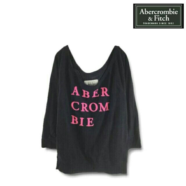 Abercrombie&Fitch(アバクロンビーアンドフィッチ)のアバクロ♥ピンクロゴ刺繍 ラグラン カットソー ブラック /レディース M～L レディースのトップス(カットソー(長袖/七分))の商品写真