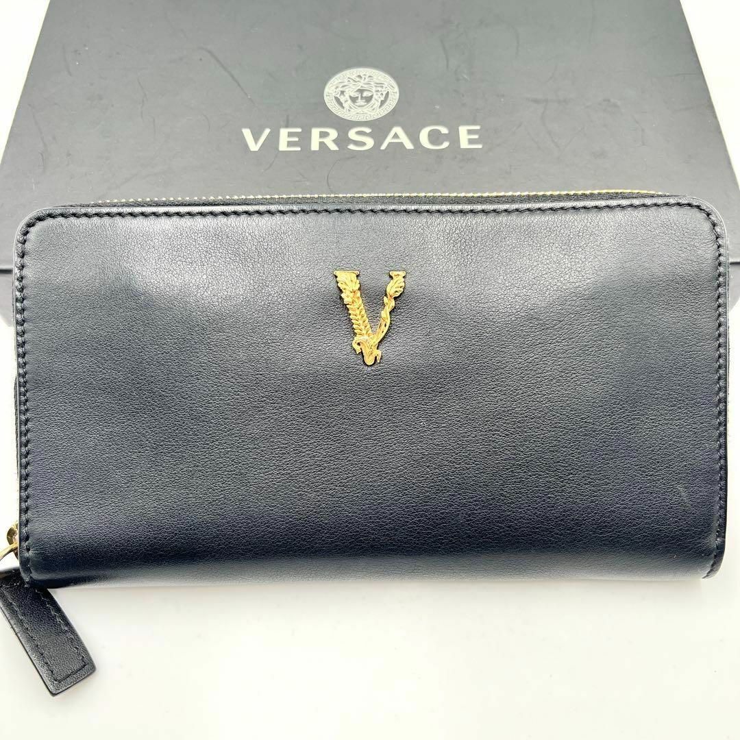 VERSACE - 美品✨VERSACE ラウンドファスナー 長財布 VERSACE - 美品✨VERSACE ラウンドファスナー 長財布
