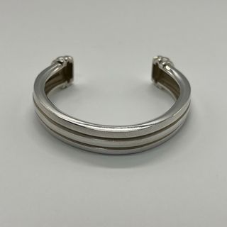 Tiffany & Co.(バングル/リストバンド)のフリマアイテム一覧 Tiffany & Co.(バングル/リストバンド)のフリマアイテム一覧
