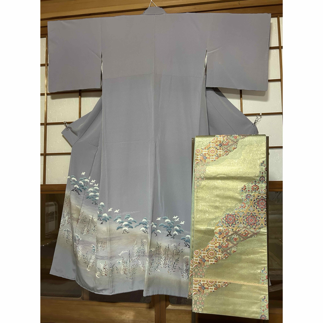 六通柄袋帯　唐織　唐彩箔裂取類集　金彩　正絹　逸品　未使用品 レディースの水着/浴衣(帯)の商品写真