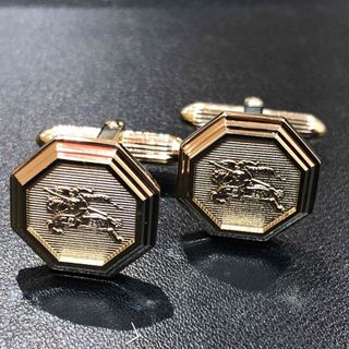 BURBERRY - ☆バーバリーカフス☆の通販 by プロフ要確認願い BURBERRY - ☆バーバリーカフス☆の通販 by プロフ要確認願い