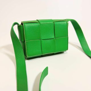 BOTTEGA VENETA(ショルダーバッグ ・ グリーン・カーキ/緑色系 BOTTEGA VENETA(ショルダーバッグ ・ グリーン・カーキ/緑色系