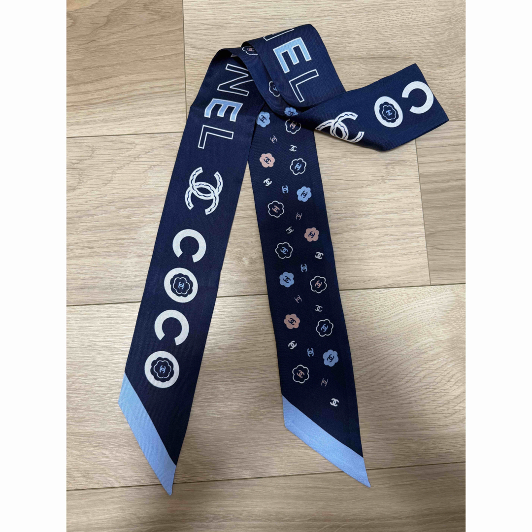 CHANEL(シャネル)のCHANEL ヘアバンド　スカーフ レディースのファッション小物(バンダナ/スカーフ)の商品写真