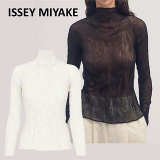 ISSEY MIYAKE - 美品⭐️イッセイミヤケ 長袖シャツ Tシャツ ISSEY MIYAKE - 美品⭐️イッセイミヤケ 長袖シャツ Tシャツ