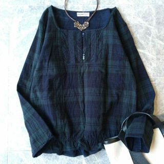 Hug O War(シャツ/ブラウス(長袖/七分))のフリマアイテム一覧 Hug O War(シャツ/ブラウス(長袖/七分))のフリマアイテム一覧