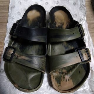 BIRKENSTOCK(グリーン・カーキ/緑色系)のフリマアイテム一覧 BIRKENSTOCK(グリーン・カーキ/緑色系)のフリマアイテム一覧