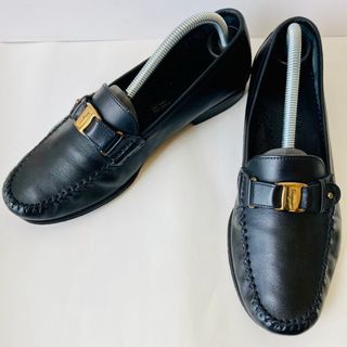 Salvatore Ferragamo(ドレス/ビジネス)のフリマアイテム一覧 Salvatore Ferragamo(ドレス/ビジネス)のフリマアイテム一覧