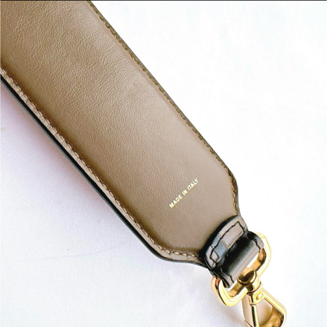 FENDI - 【新品同様】FENDI フェンディ ミニストラップユー FENDI - 【新品同様】FENDI フェンディ ミニストラップユー
