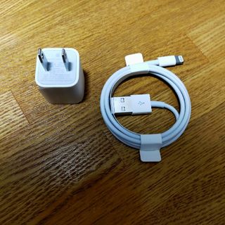 iPhone - iPhone13 充電ケーブル 純正の通販 by ひろたん's shop iPhone - iPhone13 充電ケーブル 純正の通販 by ひろたん's shop