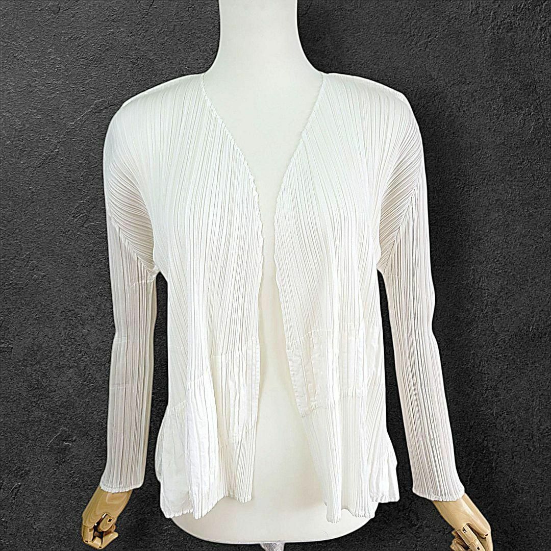 PLEATS PLEASE ISSEY MIYAKE - 美品 プリーツプリーズ 切り替え PLEATS PLEASE ISSEY MIYAKE - 美品 プリーツプリーズ 切り替え