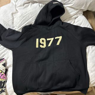 FEAR OF GOD(パーカー)のフリマアイテム一覧 FEAR OF GOD(パーカー)のフリマアイテム一覧