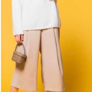 FOXEY - 【新品未使用】FOXEY ガウチョパンツ カシミヤ100 FOXEY - 【新品未使用】FOXEY ガウチョパンツ カシミヤ100