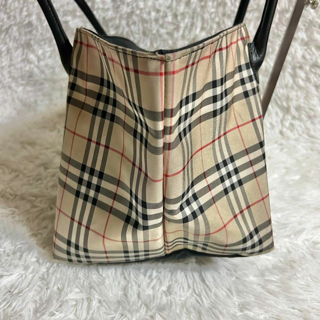 BURBERRY - バーバリーロンドン ノバチェック ナイロン トート BURBERRY - バーバリーロンドン ノバチェック ナイロン トート