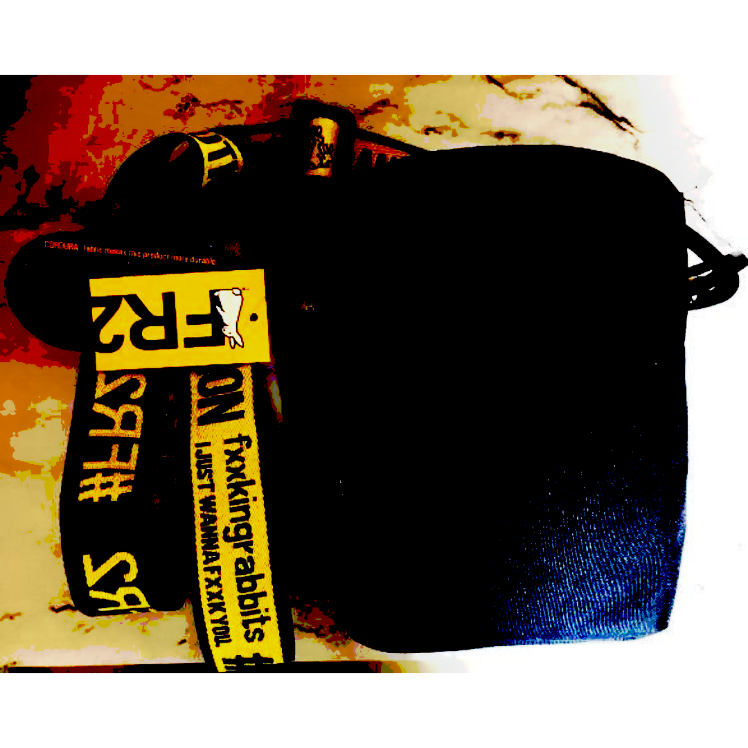 #FR2(エフアールツー)の☆FR2 XLARGE ショルダーバッグ ブラック 黒 メンズのバッグ(ショルダーバッグ)の商品写真