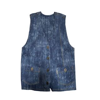 ISSEY MIYAKE(ベスト)のフリマアイテム一覧 ISSEY MIYAKE(ベスト)のフリマアイテム一覧
