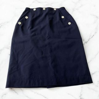 Christian Dior(ひざ丈スカート)のフリマアイテム一覧 Christian Dior(ひざ丈スカート)のフリマアイテム一覧