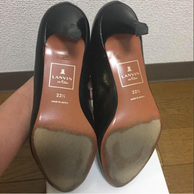 LANVIN en Bleu(ランバンオンブルー)のLANVIN☆サイズ22.5cm レディースの靴/シューズ(ハイヒール/パンプス)の商品写真