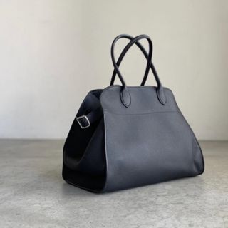 THE ROW - THE ROW クラシックベルト 新品・未使用 Sの通販 by THE ROW - THE ROW クラシックベルト 新品・未使用 Sの通販 by