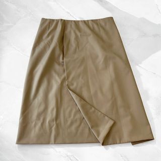 HERMES - エルメス 国内定価414,700円 2024 S/S シルク スカート HERMES - エルメス 国内定価414,700円 2024 S/S シルク スカート