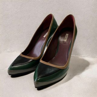 MIU MIU(ハイヒール/パンプス)のフリマアイテム一覧 MIU MIU(ハイヒール/パンプス)のフリマアイテム一覧