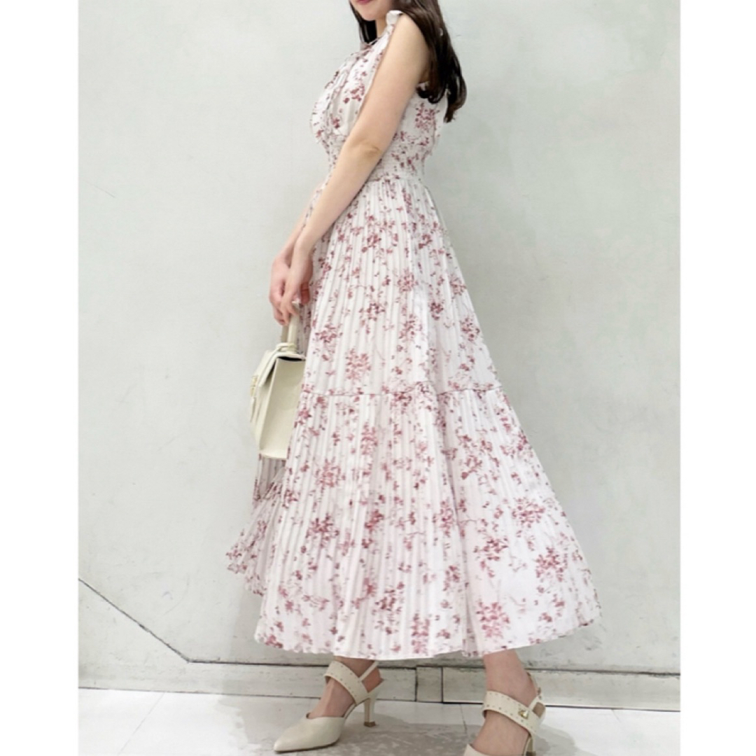 SNIDEL - 【美品】SNIDEL Sustainableフリルプリントワンピース SNIDEL - 【美品】SNIDEL Sustainableフリルプリントワンピース