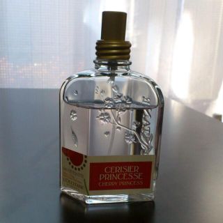 ロクシタン(L'OCCITANE)のロクシタン/チェリーブロッサム(香水(女性用))