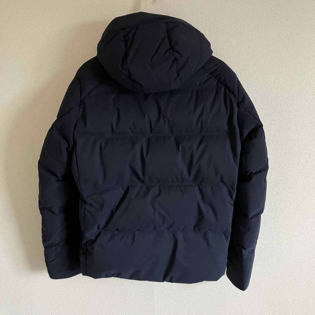 UNIQLO - ユニクロ UNIQLO シームレスダウンパーカ ネイビー L UNIQLO - ユニクロ UNIQLO シームレスダウンパーカ ネイビー L