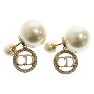 Christian Dior(パール ・ ピアス)のフリマアイテム一覧 Christian Dior(パール ・ ピアス)のフリマアイテム一覧