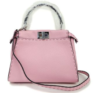 FENDI - 最終価格!現行品【美品】ピーカブー ISeeU スモール FENDI - 最終価格!現行品【美品】ピーカブー ISeeU スモール