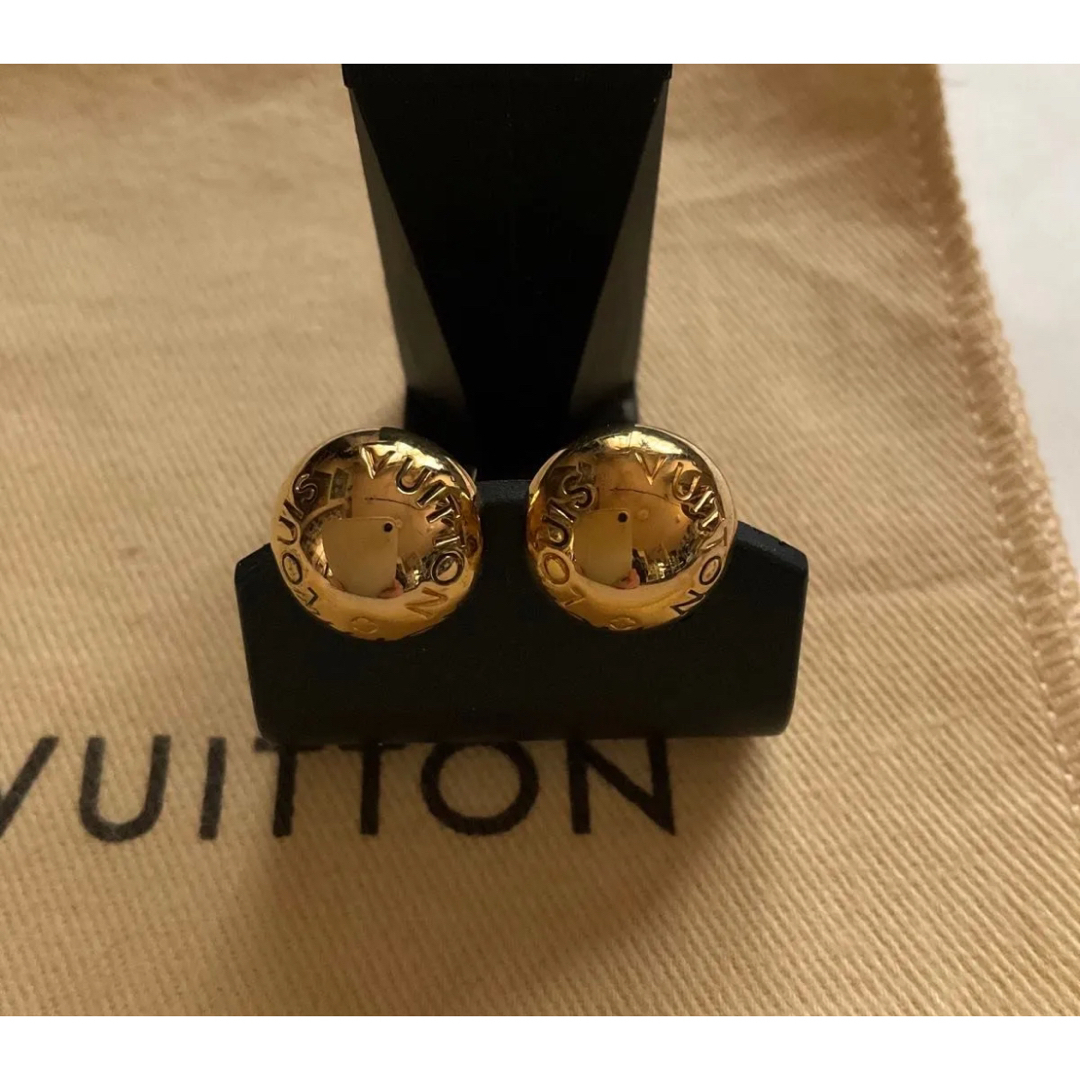 LOUIS VUITTON - ルイヴィトン カフス 925シルバー素材の通販 by LOUIS VUITTON - ルイヴィトン カフス 925シルバー素材の通販 by