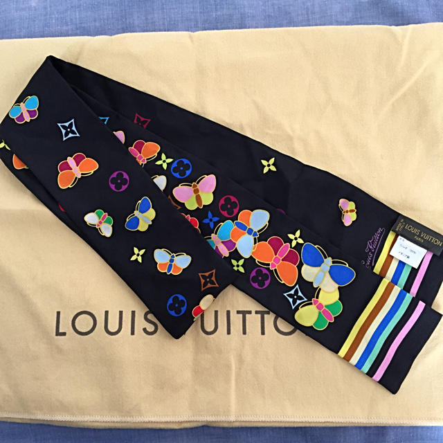 LOUIS VUITTON(ルイヴィトン)のルイヴィトン バンドー モノグラムマルチカラー 新品  LV レディースのファッション小物(バンダナ/スカーフ)の商品写真