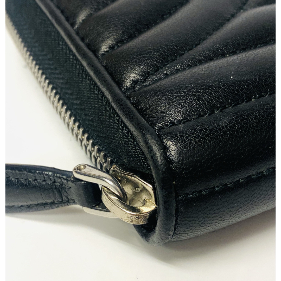 PRADA - 極美品 プラダ 長財布 レザー ラウンドファスナー PRADA - 極美品 プラダ 長財布 レザー ラウンドファスナー