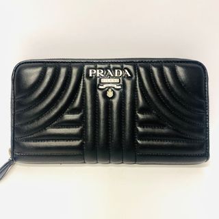 PRADA - 極美品 プラダ 長財布 レザー ラウンドファスナー PRADA - 極美品 プラダ 長財布 レザー ラウンドファスナー