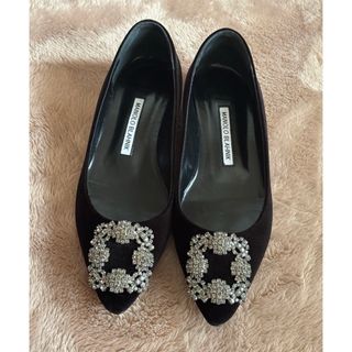 MANOLO BLAHNIK(バレエシューズ)のフリマアイテム一覧 MANOLO BLAHNIK(バレエシューズ)のフリマアイテム一覧