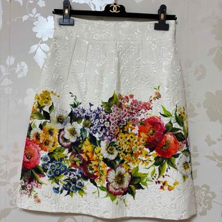 DOLCE&GABBANA(スカート)のフリマアイテム一覧 DOLCE&GABBANA(スカート)のフリマアイテム一覧