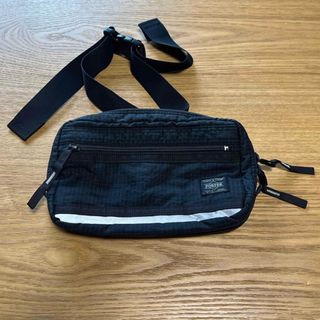 ポーター(PORTER)のPORTER ウエストバック　ボディバック　黒(ボディバッグ/ウエストポーチ)