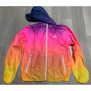 NIKE(マウンテンパーカー)のフリマアイテム一覧 NIKE(マウンテンパーカー)のフリマアイテム一覧