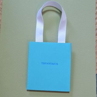 Tiffany & Co.(ショップ袋)のフリマアイテム一覧 Tiffany & Co.(ショップ袋)のフリマアイテム一覧