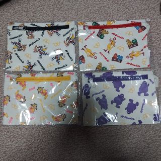 マクドナルド - マクドナルド ポーチの通販 by きゃらっと's マクドナルド - マクドナルド ポーチの通販 by きゃらっと's