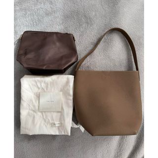 THE ROW - THE ROW クラシックベルト 新品・未使用 Sの通販 by THE ROW - THE ROW クラシックベルト 新品・未使用 Sの通販 by
