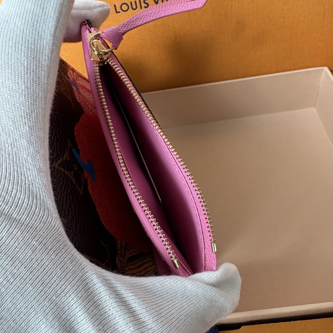 LOUIS VUITTON - 新品未使用‼️ルイヴィトン 草間彌生 LOUIS VUITTON - 新品未使用‼️ルイヴィトン 草間彌生