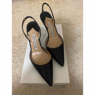 MANOLO BLAHNIK(ミュール)のフリマアイテム一覧 MANOLO BLAHNIK(ミュール)のフリマアイテム一覧