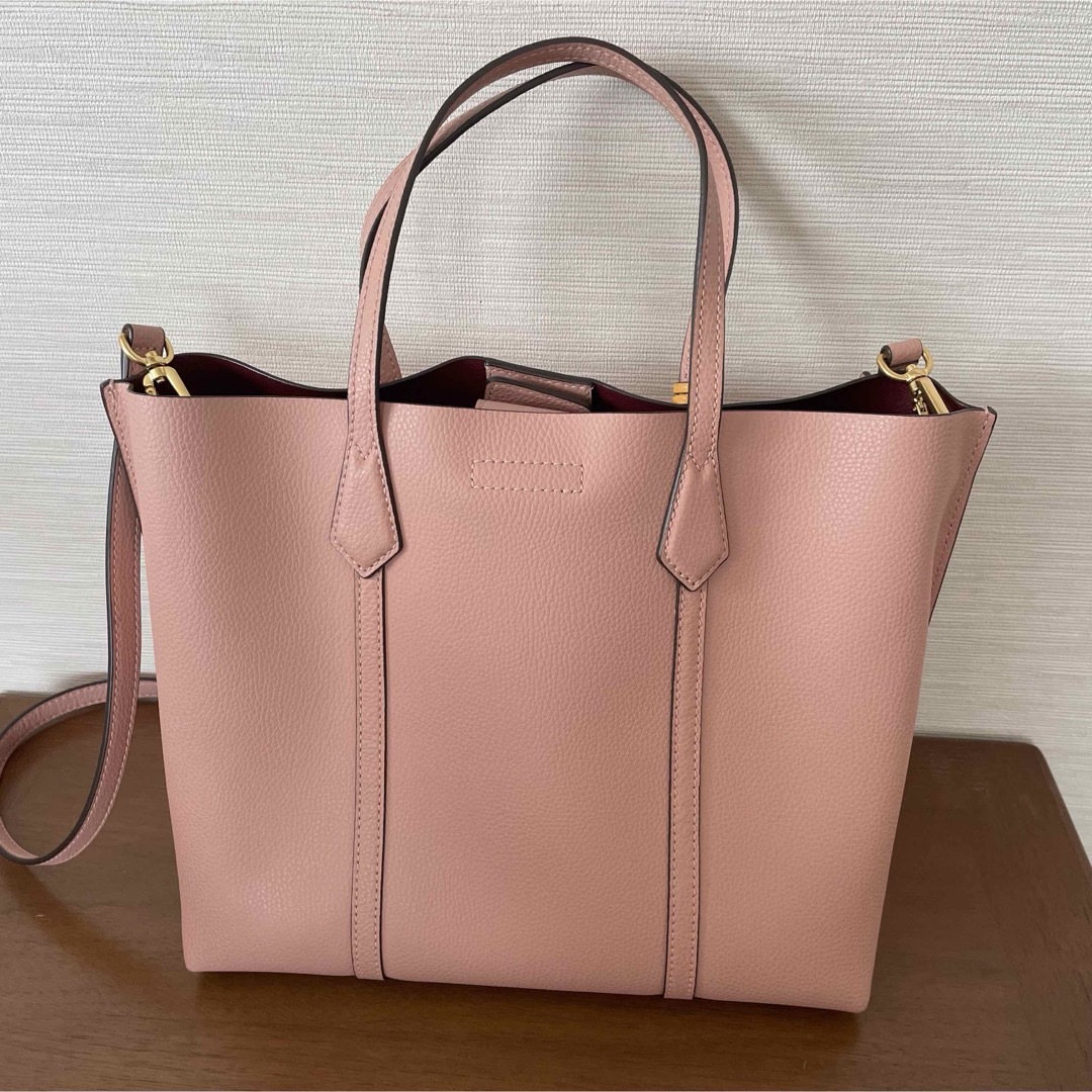 Tory Burch - TORY BURCH ペリー コンパートメント 2wayトート Tory Burch - TORY BURCH ペリー コンパートメント 2wayトート