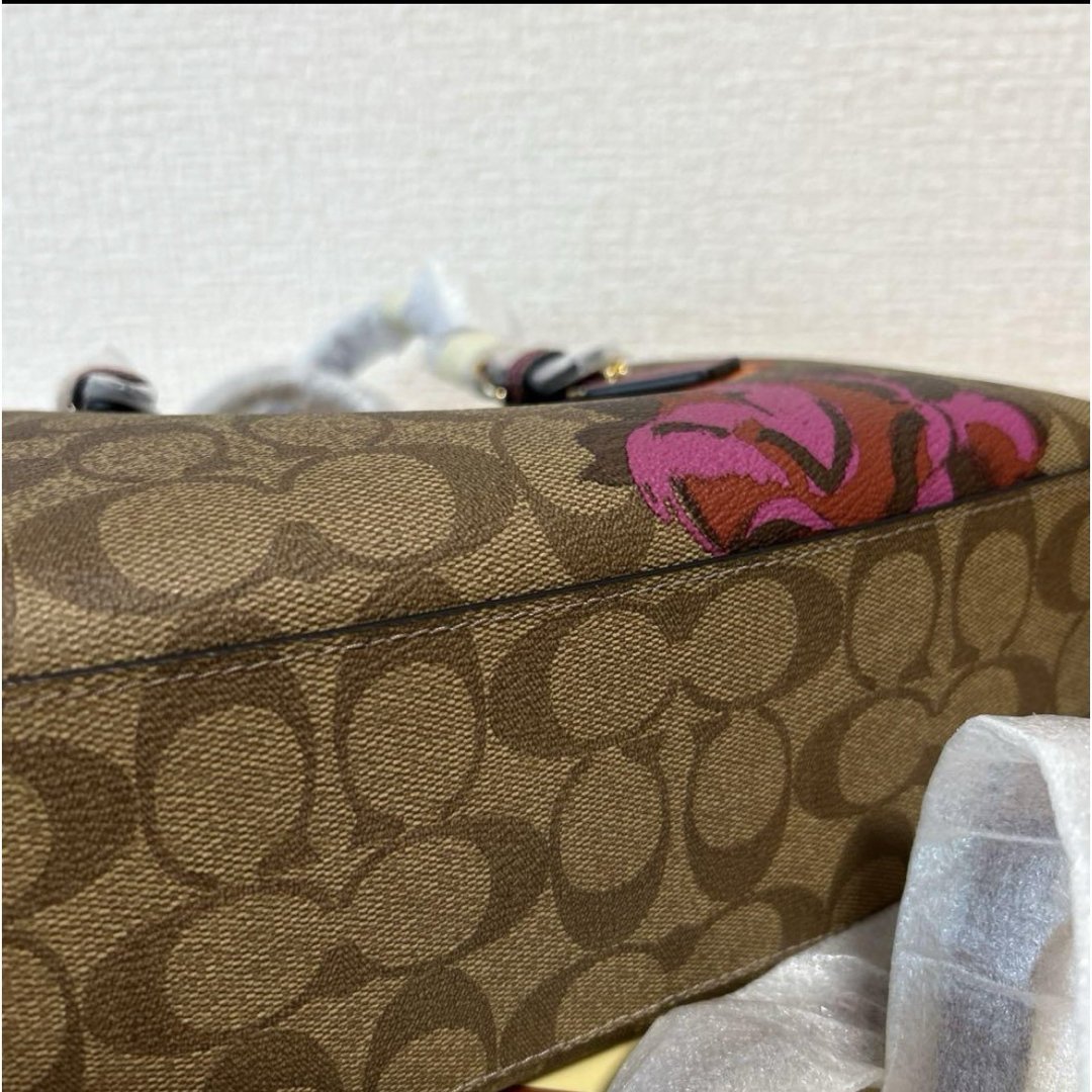 COACH - 新品タグ付き coach バッグ フローラルの通販 by しんば COACH - 新品タグ付き coach バッグ フローラルの通販 by しんば