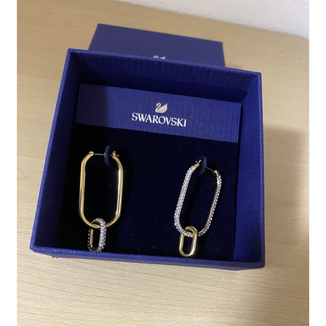 SWAROVSKI - 期間限定 SWAROVSKI スワロフスキー Timeフープ SWAROVSKI - 期間限定 SWAROVSKI スワロフスキー Timeフープ